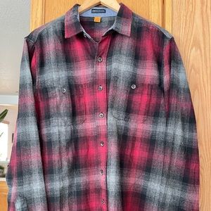 Tailor Vintage Men's Airotec LuxePerformance Flannel Shirt Red Plaid - Size L